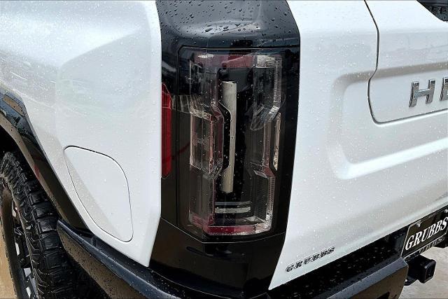 2023 GMC HUMMER EV Pickup Vehicle Photo in Grapevine, TX 76051