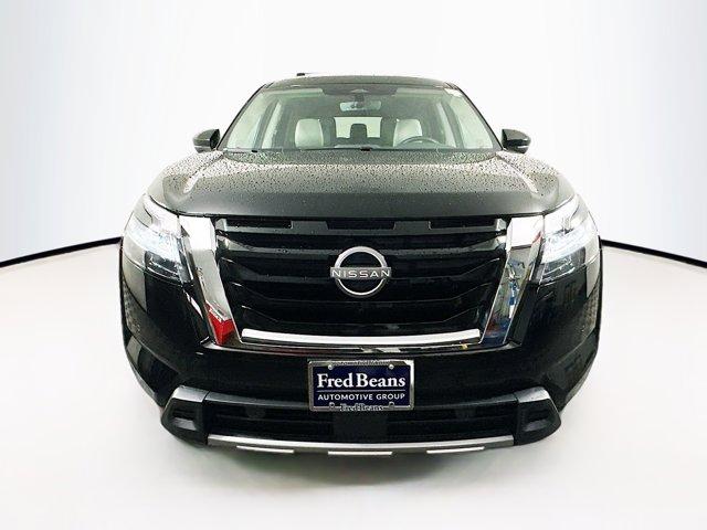 2023 Nissan Pathfinder Vehicle Photo in Flemington, NJ 08822