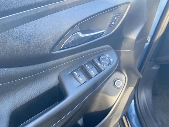 2025 Buick Envista Vehicle Photo in GOODYEAR, AZ 85338-1310