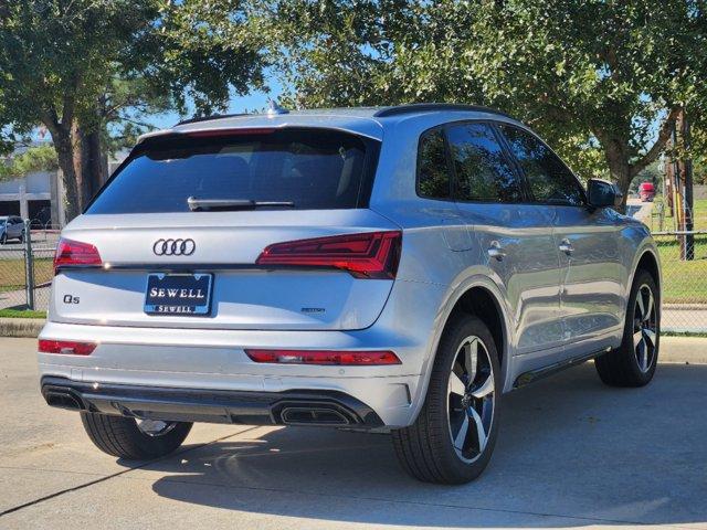 2024 Audi Q5 Vehicle Photo in HOUSTON, TX 77090