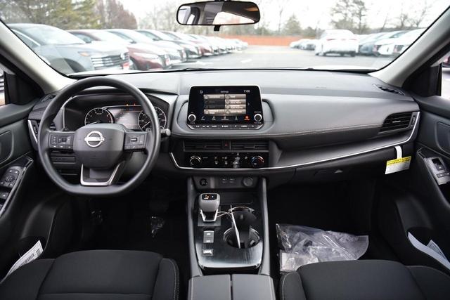 2025 Nissan Rogue Vehicle Photo in Ballwin, MO 63011