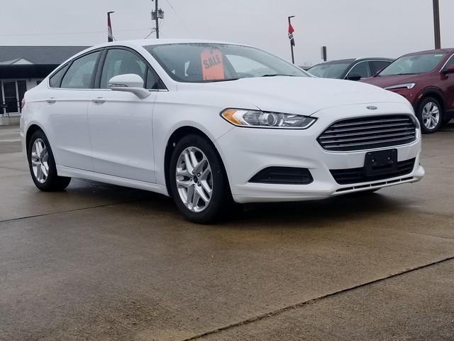 2016 Ford Fusion Vehicle Photo in ELYRIA, OH 44035-6349