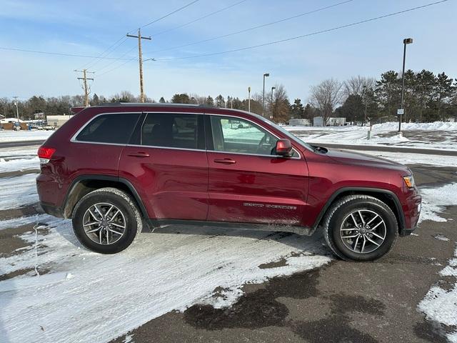 Used 2019 Jeep Grand Cherokee Laredo E with VIN 1C4RJFAG0KC599826 for sale in Mora, Minnesota