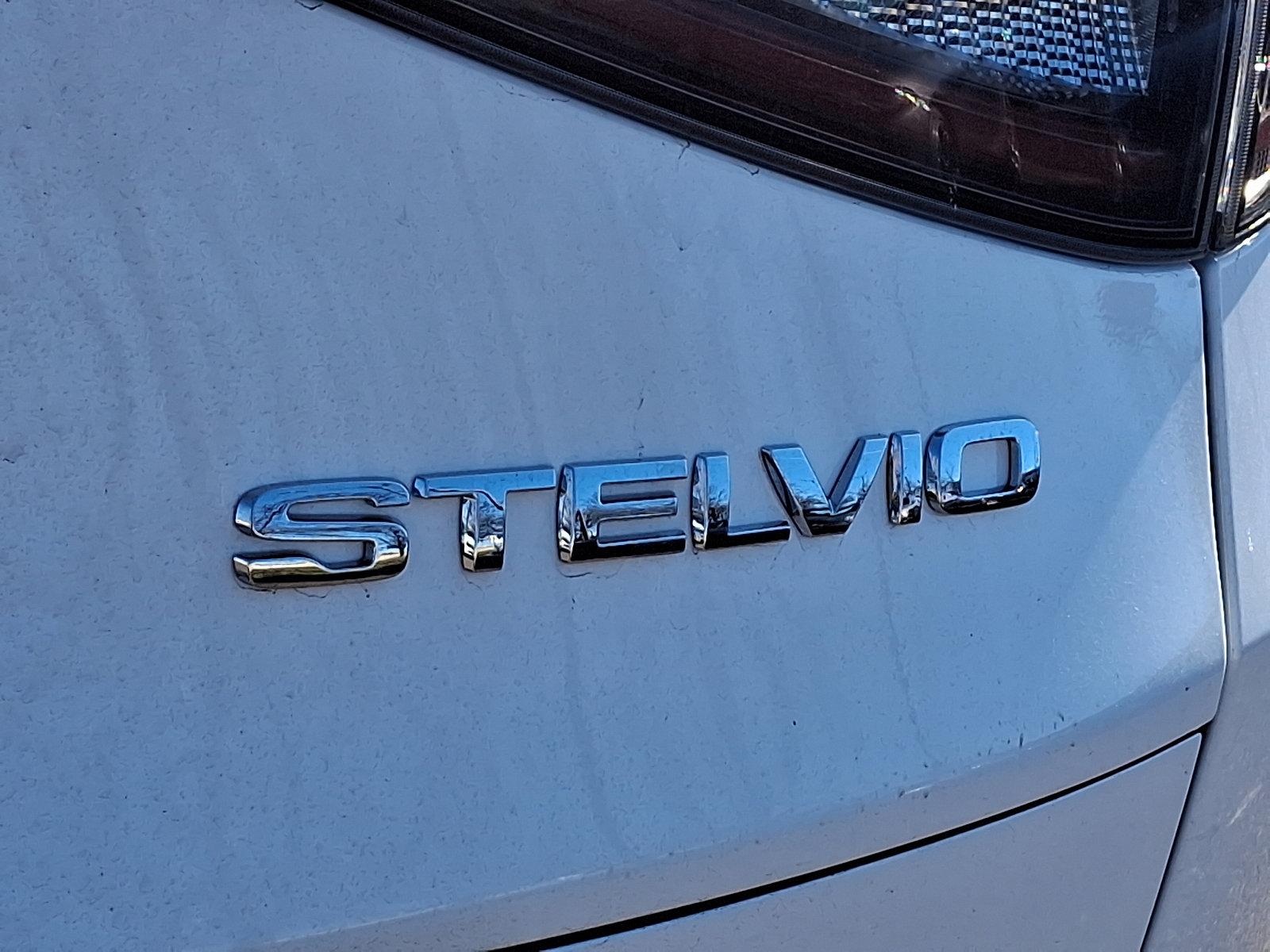 2025 Alfa Romeo Stelvio Vehicle Photo in Willow Grove, PA 19090