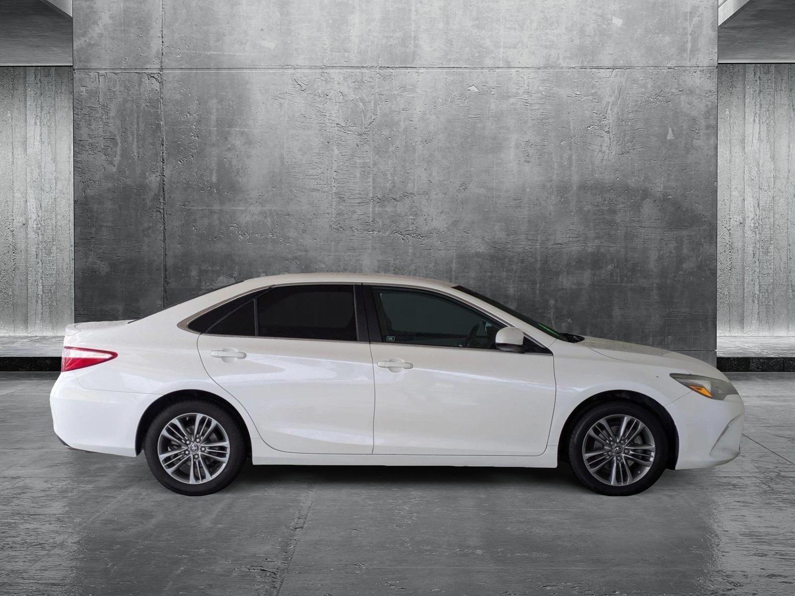 2016 Toyota Camry Vehicle Photo in Tustin, CA 92782