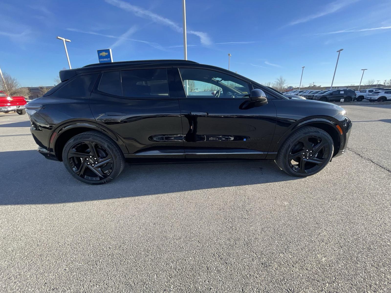 2025 Chevrolet Equinox EV Vehicle Photo in BENTONVILLE, AR 72712-4322