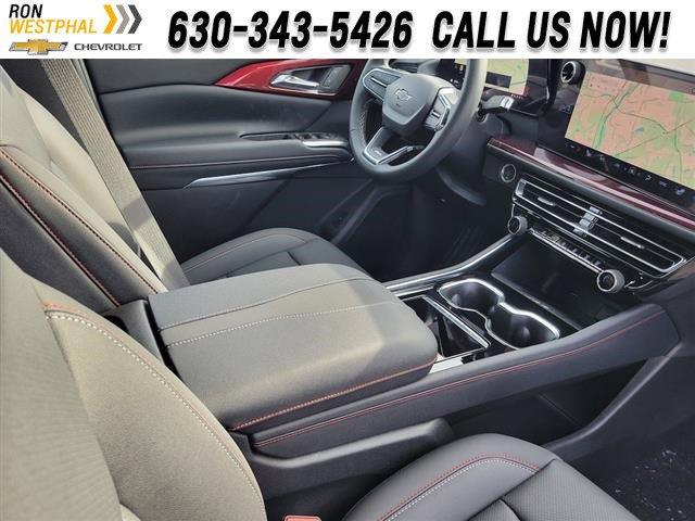 2025 Chevrolet Traverse Vehicle Photo in AURORA, IL 60503-9326