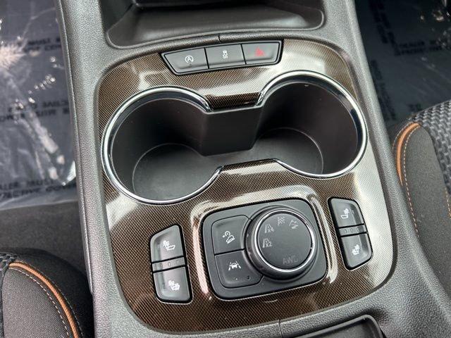 2023 GMC Acadia Vehicle Photo in MEDINA, OH 44256-9631