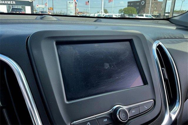 2022 Chevrolet Equinox Vehicle Photo in TOPEKA, KS 66609-0000