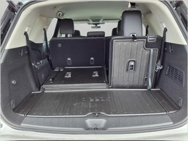 2025 Nissan Pathfinder Vehicle Photo in Oshkosh, WI 54904