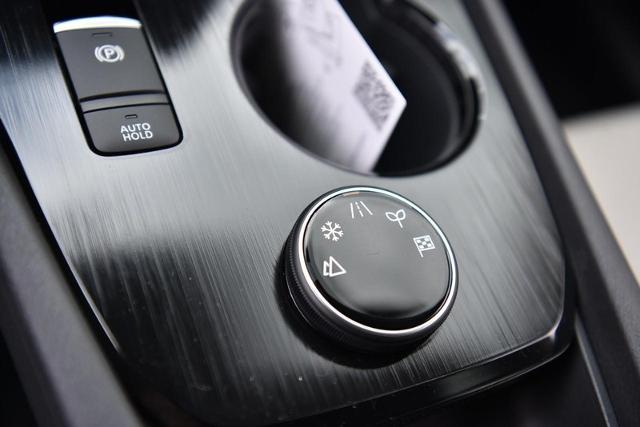 2025 Nissan Rogue Vehicle Photo in Ballwin, MO 63011