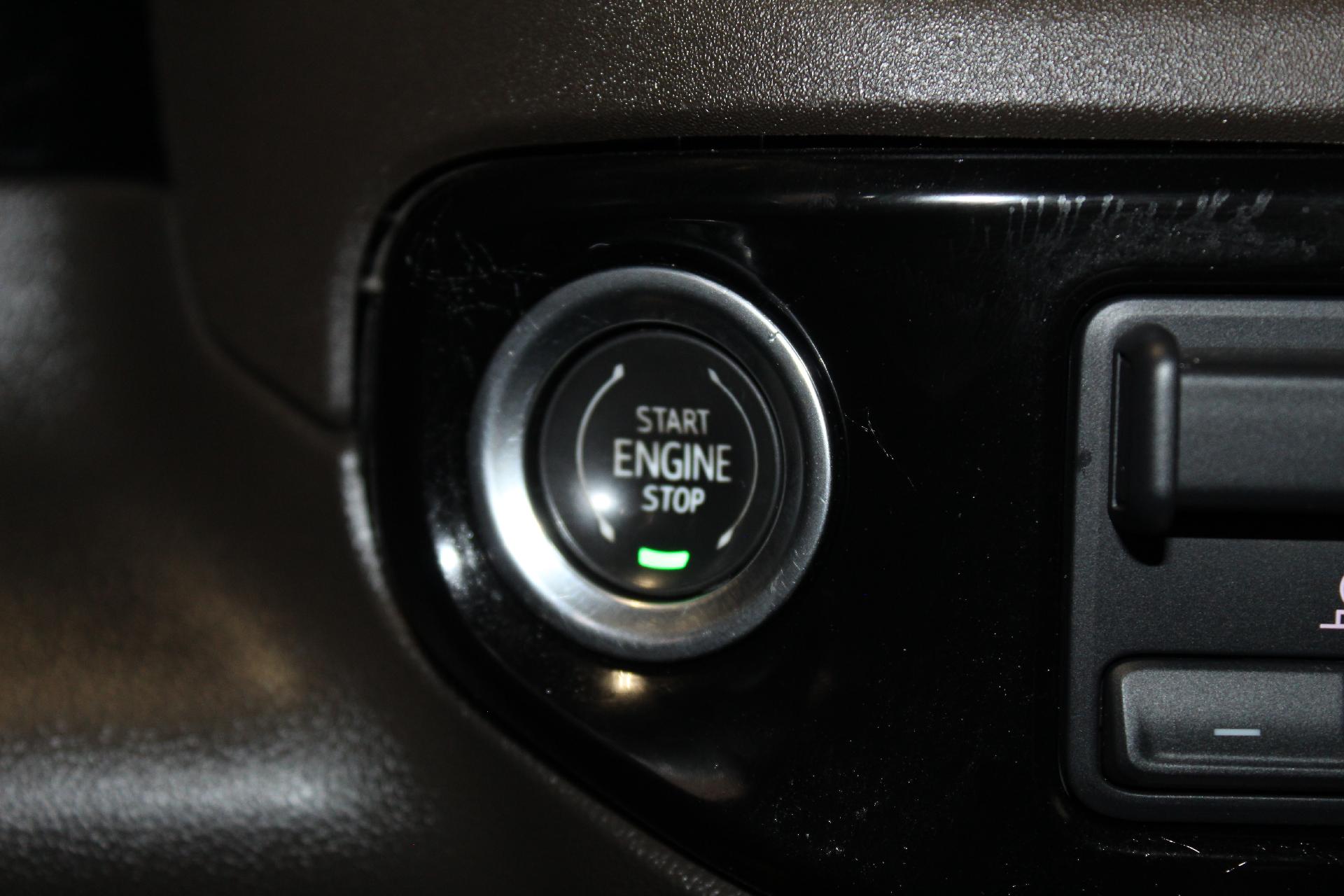 2022 Chevrolet Silverado 1500 Vehicle Photo in NORTHAMPTON, MA 01060-1120
