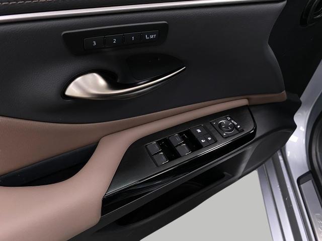 2025 Lexus ES 350 Vehicle Photo in Appleton, WI 54913