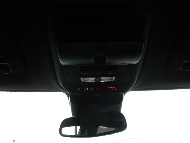2025 GMC Acadia Vehicle Photo in LOWELL, MA 01852-4336