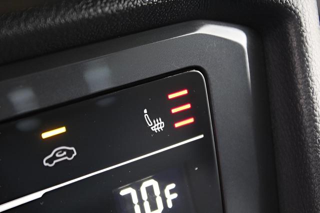 2022 Volkswagen Tiguan Vehicle Photo in Green Bay, WI 54304