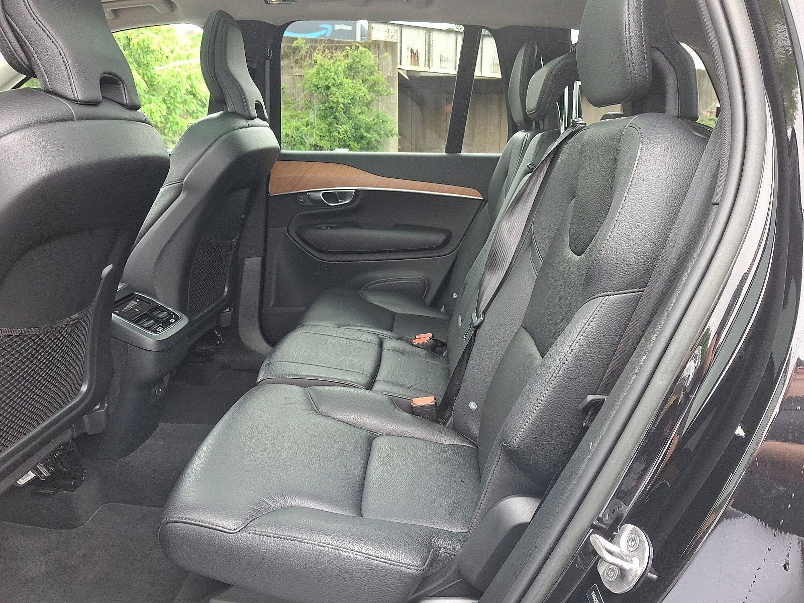2022 Volvo XC90 Vehicle Photo in Trevose, PA 19053