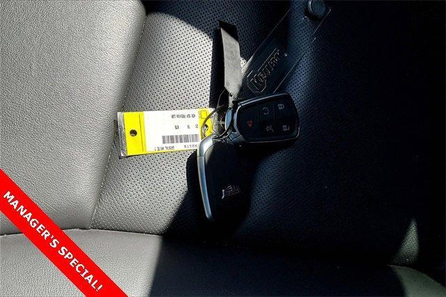 2021 Cadillac XT5 Vehicle Photo in TOPEKA, KS 66609-0000