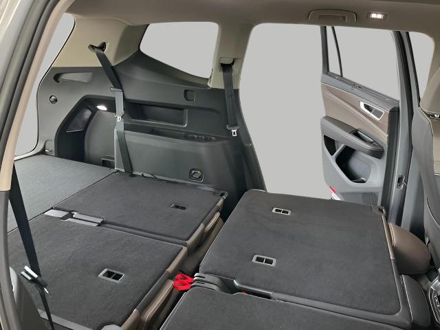 2025 Volkswagen Atlas Vehicle Photo in Oshkosh, WI 54904