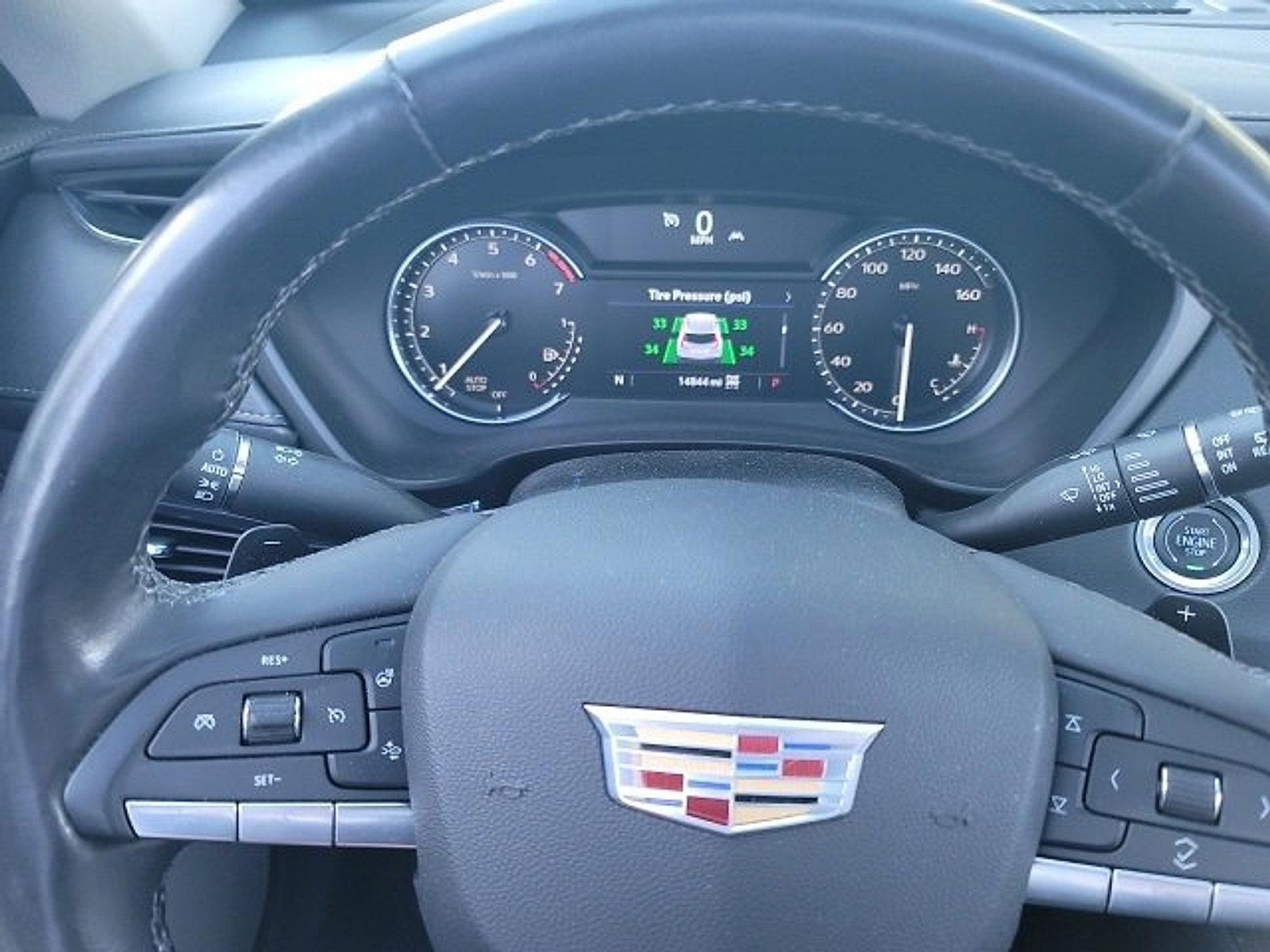 2023 Cadillac XT4 Vehicle Photo in Willow Grove, PA 19090