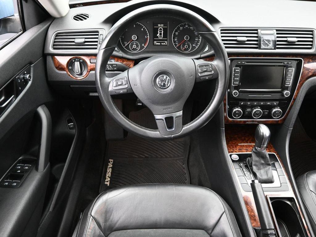 2012 Volkswagen Passat Vehicle Photo in Marion, IA 52302