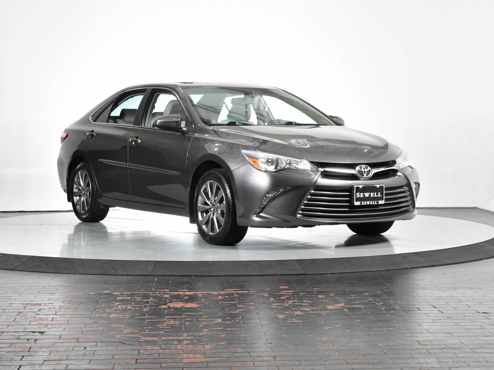 2017 Toyota Camry Vehicle Photo in DALLAS, TX 75235