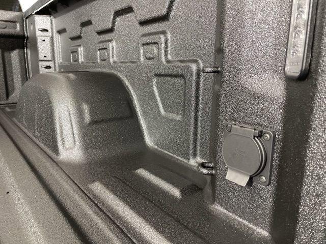 2025 Chevrolet Silverado 1500 Vehicle Photo in PHOENIX, AZ 85014-3381