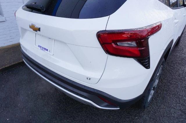 2025 Chevrolet Trax Vehicle Photo in FAIRMONT, WV 26554-2318