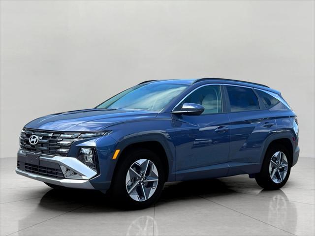 2025 Hyundai TUCSON Vehicle Photo in Green Bay, WI 54304