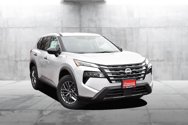 2025 Nissan Rogue Vehicle Photo in Ballwin, MO 63011