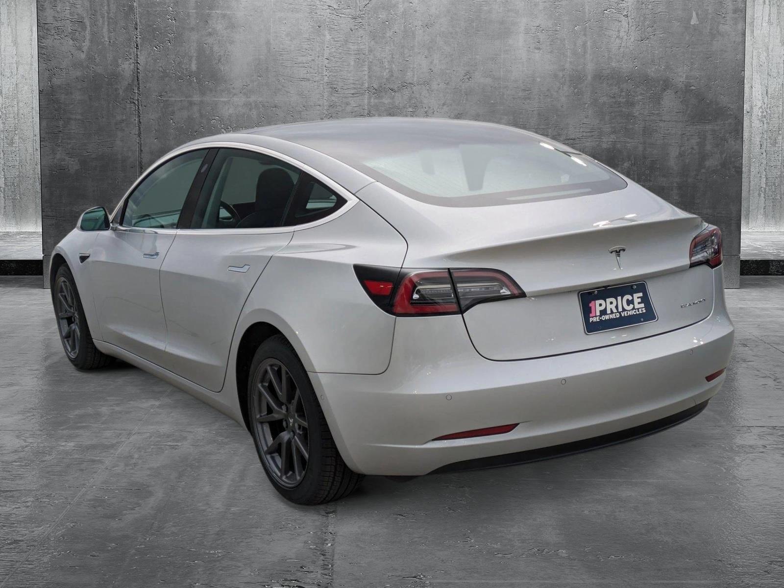2018 Tesla Model 3 Vehicle Photo in Rockville, MD 20852