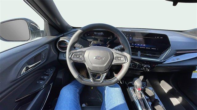 2025 Chevrolet Trax Vehicle Photo in THOMPSONTOWN, PA 17094-9014