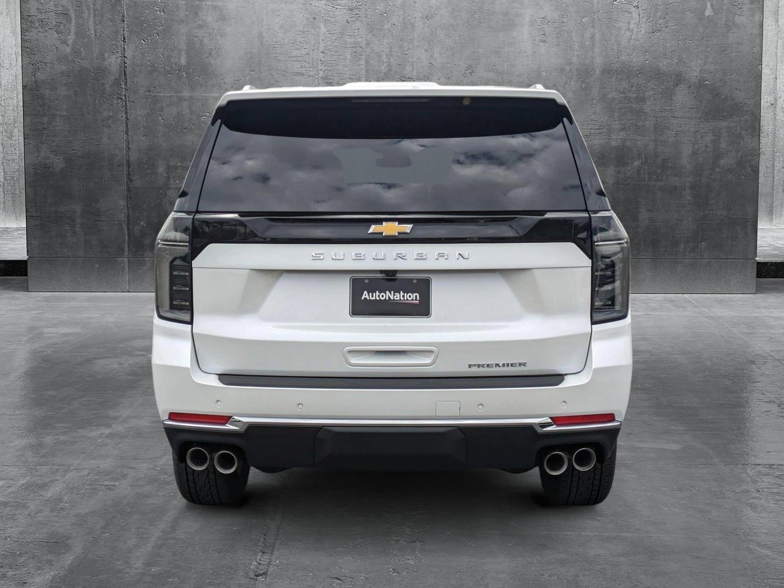 2025 Chevrolet Suburban Vehicle Photo in GILBERT, AZ 85297-0446