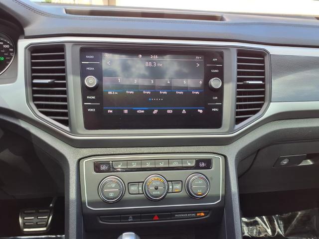 2021 Volkswagen Atlas Vehicle Photo in TAMPA, FL 33612-3404
