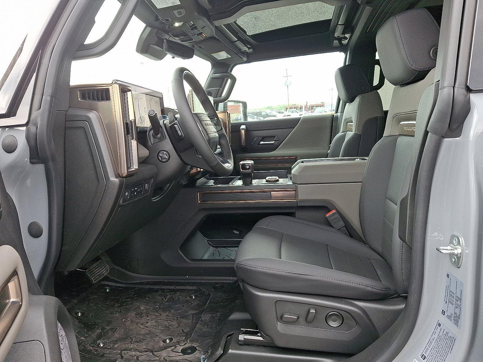 2025 GMC HUMMER EV Pickup Vehicle Photo in HARRISBURG, PA 17111-1033
