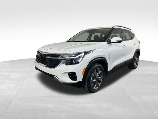 2024 Kia Seltos Vehicle Photo in MEDINA, OH 44256-9631
