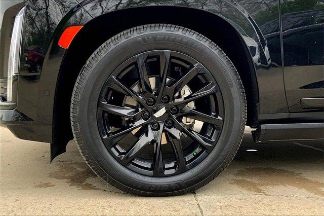 2023 Cadillac Escalade Vehicle Photo in KANSAS CITY, MO 64114-4545