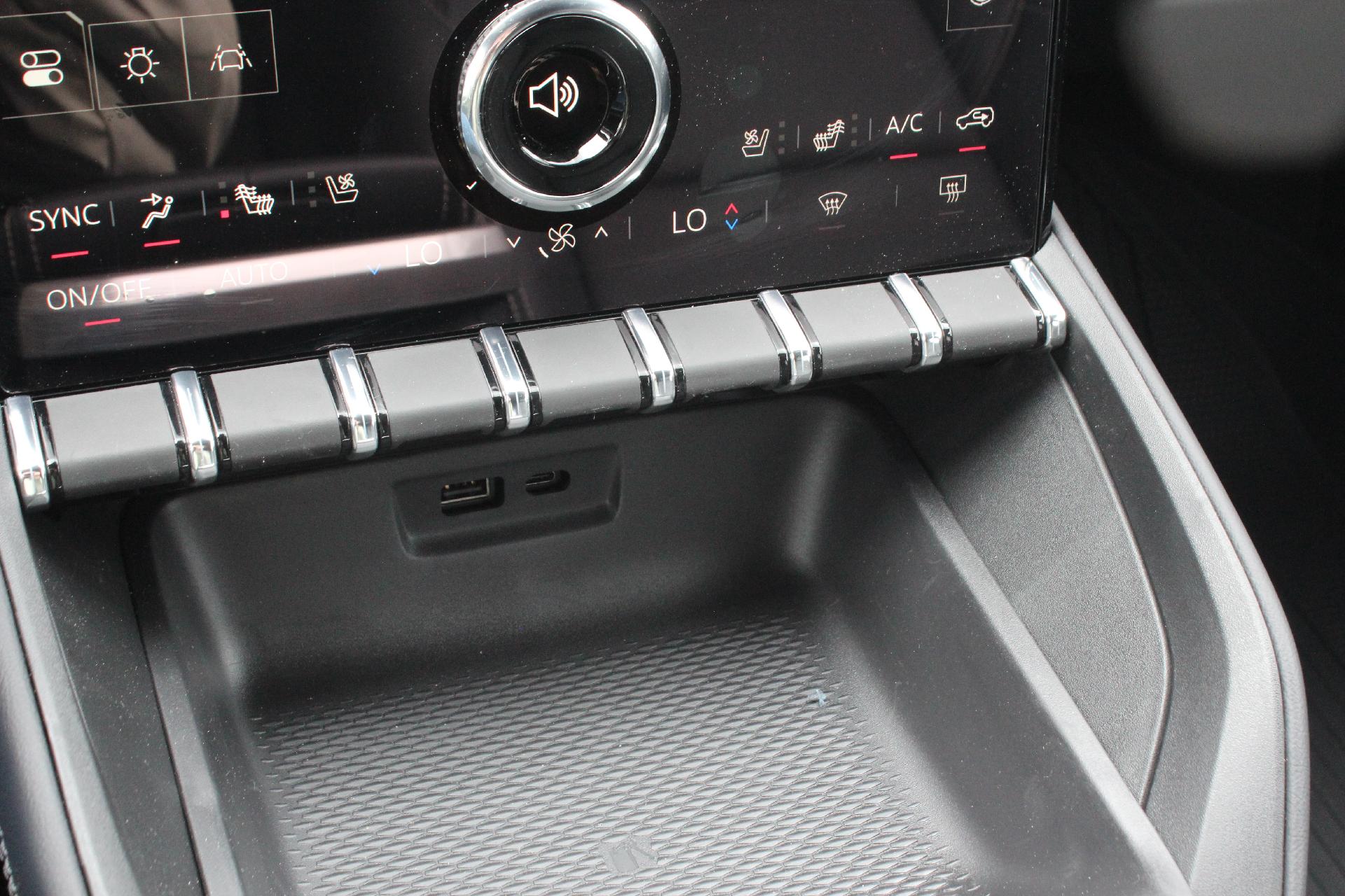 2026 GMC Terrain Vehicle Photo in AURORA, CO 80012-4011