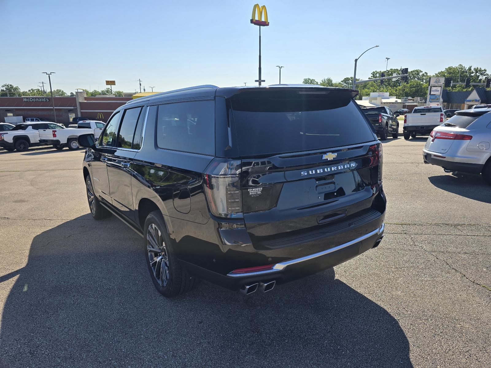 2025 Chevrolet Suburban Vehicle Photo in Rolla, MO 65401