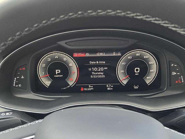 2025 Audi Q7 Vehicle Photo in SUGAR LAND, TX 77478