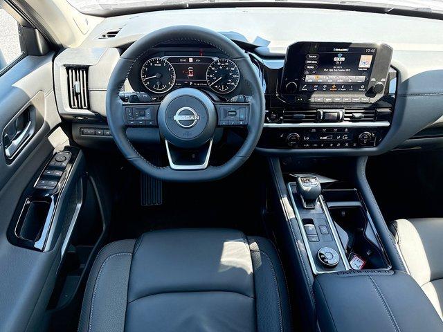 2025 Nissan Pathfinder Vehicle Photo in Flemington, NJ 08822