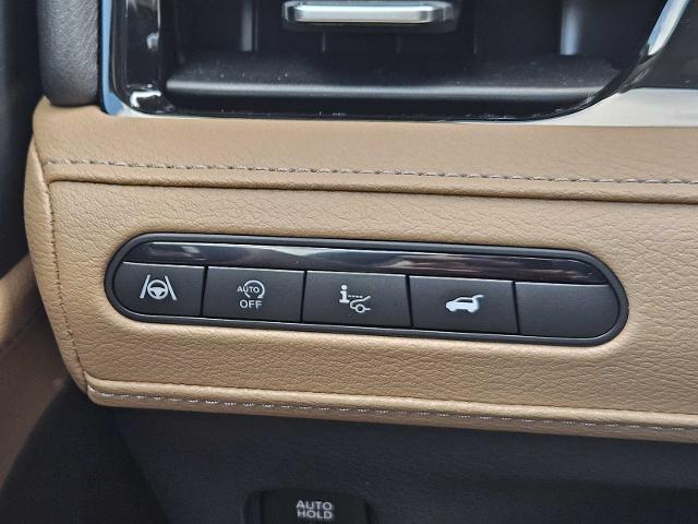 2025 INFINITI QX80 Vehicle Photo in Fort Worth, TX 76132