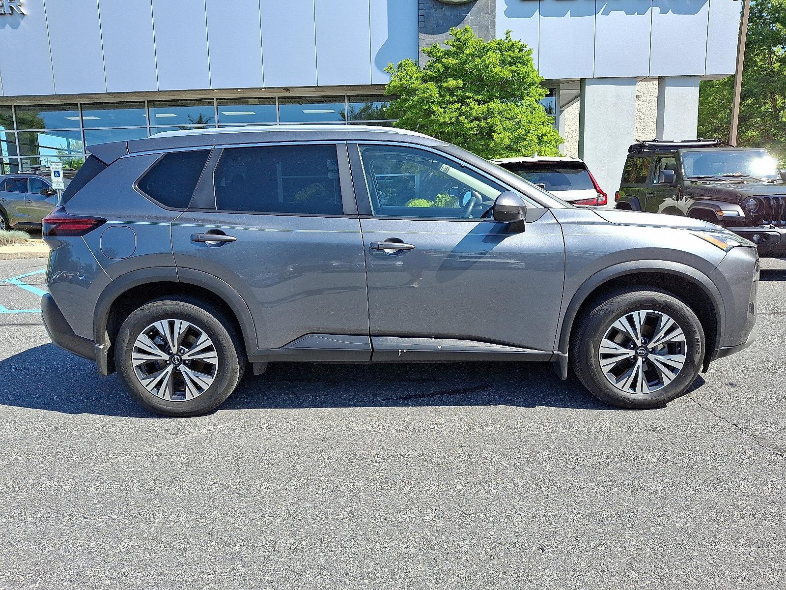 2022 Nissan Rogue Vehicle Photo in Easton, PA 18045