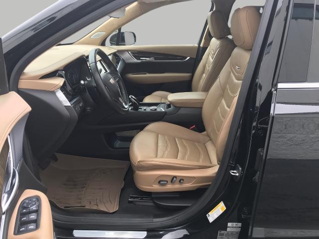 2023 Cadillac XT6 Vehicle Photo in GREEN BAY, WI 54303-3330