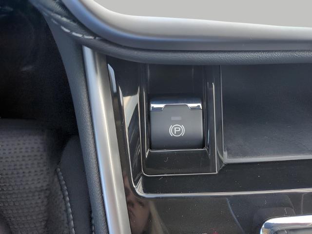 2025 Subaru Outback Vehicle Photo in Green Bay, WI 54304