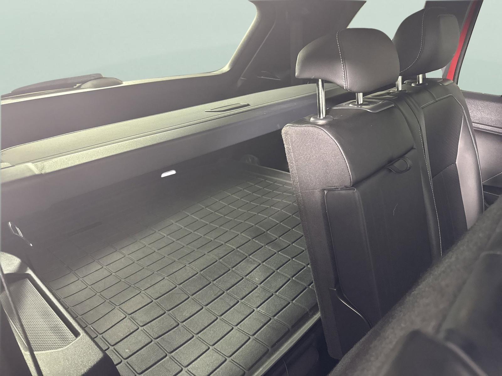 2024 Volkswagen Tiguan Vehicle Photo in Georgetown, TX 78626