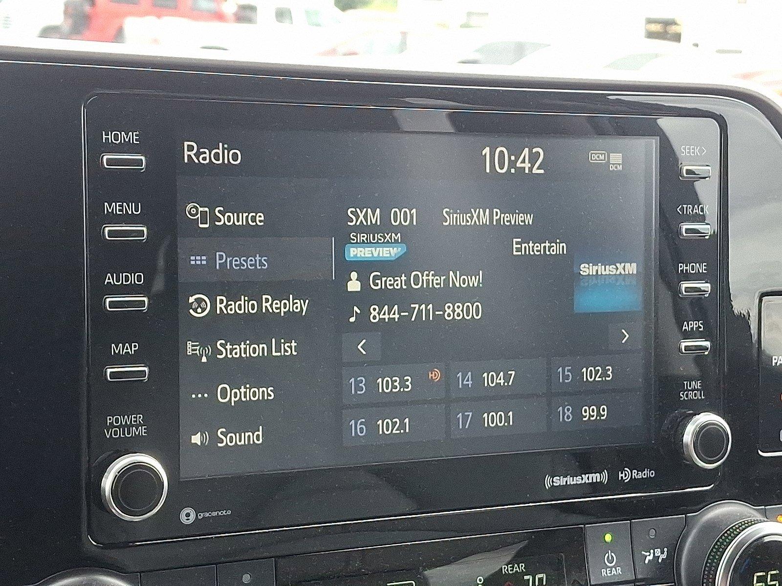 2020 Toyota Highlander Vehicle Photo in Harrisburg, PA 17111