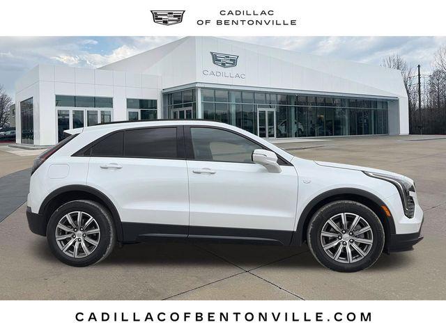 Crystal White Tricoat 2023 Cadillac XT4 Sport FWD SUV / Crossover Front-Wheel Drive Automatic