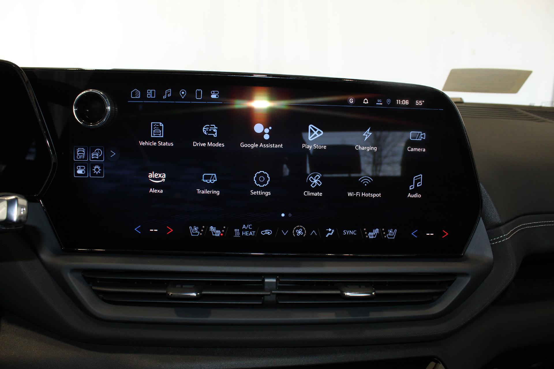 2025 Chevrolet Silverado EV Vehicle Photo in NORTHAMPTON, MA 01060-1120