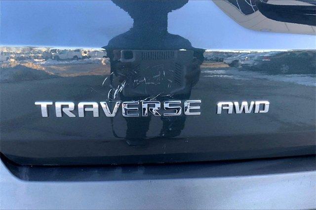 2021 Chevrolet Traverse Vehicle Photo in TOPEKA, KS 66609-0000