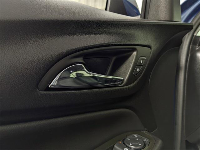 2024 Chevrolet Equinox Vehicle Photo in ENGLEWOOD, CO 80113-6708
